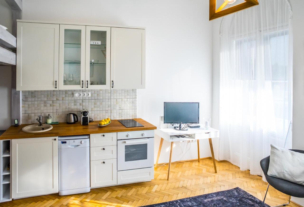Ybl Apartment City Center Alba Regalǎ Exterior foto
